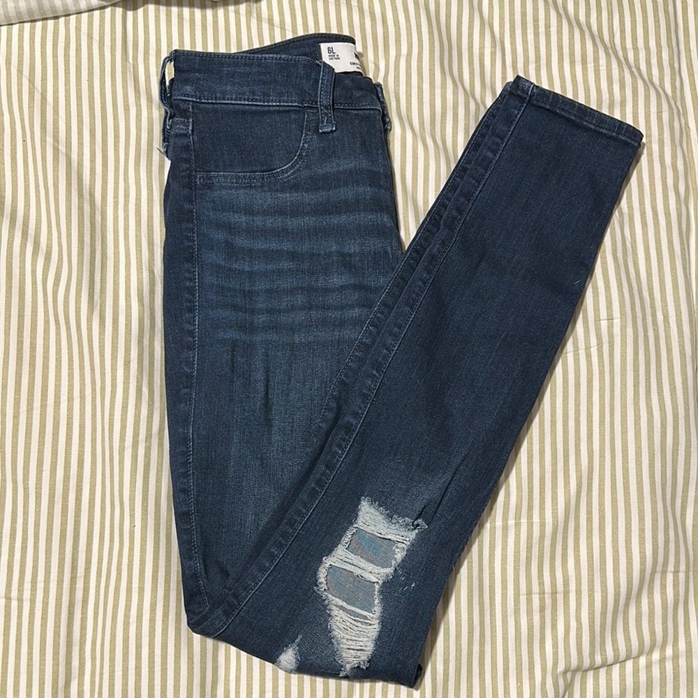 Hollister Blue High Rise Jeans Modern Casual - Picture 2 of 3